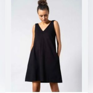 LAUREN RALPH LAUREN Women's Sleeveless
Cocktail Dress in Black Size 10